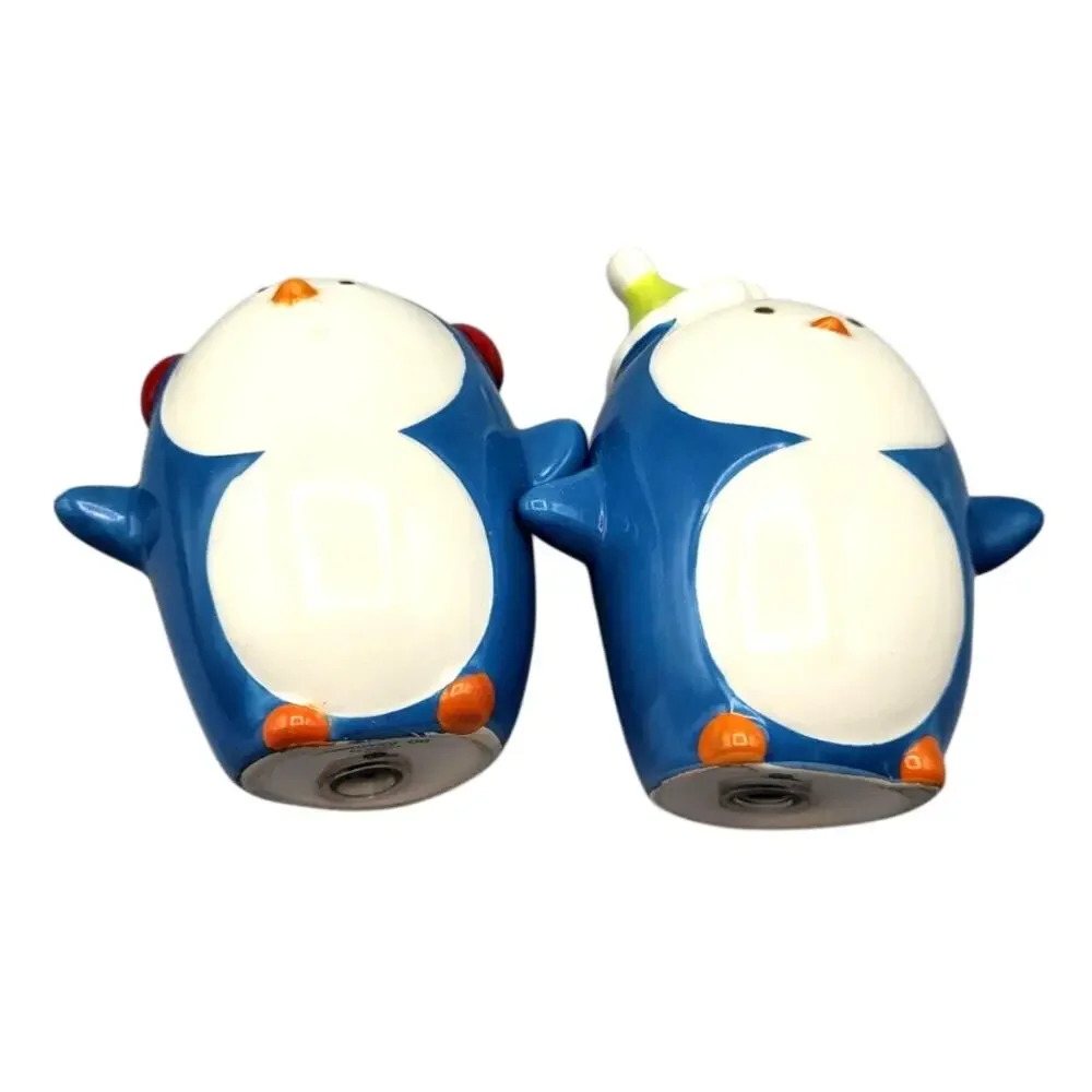 Blue White Penguin Salt Pepper Shakers 4